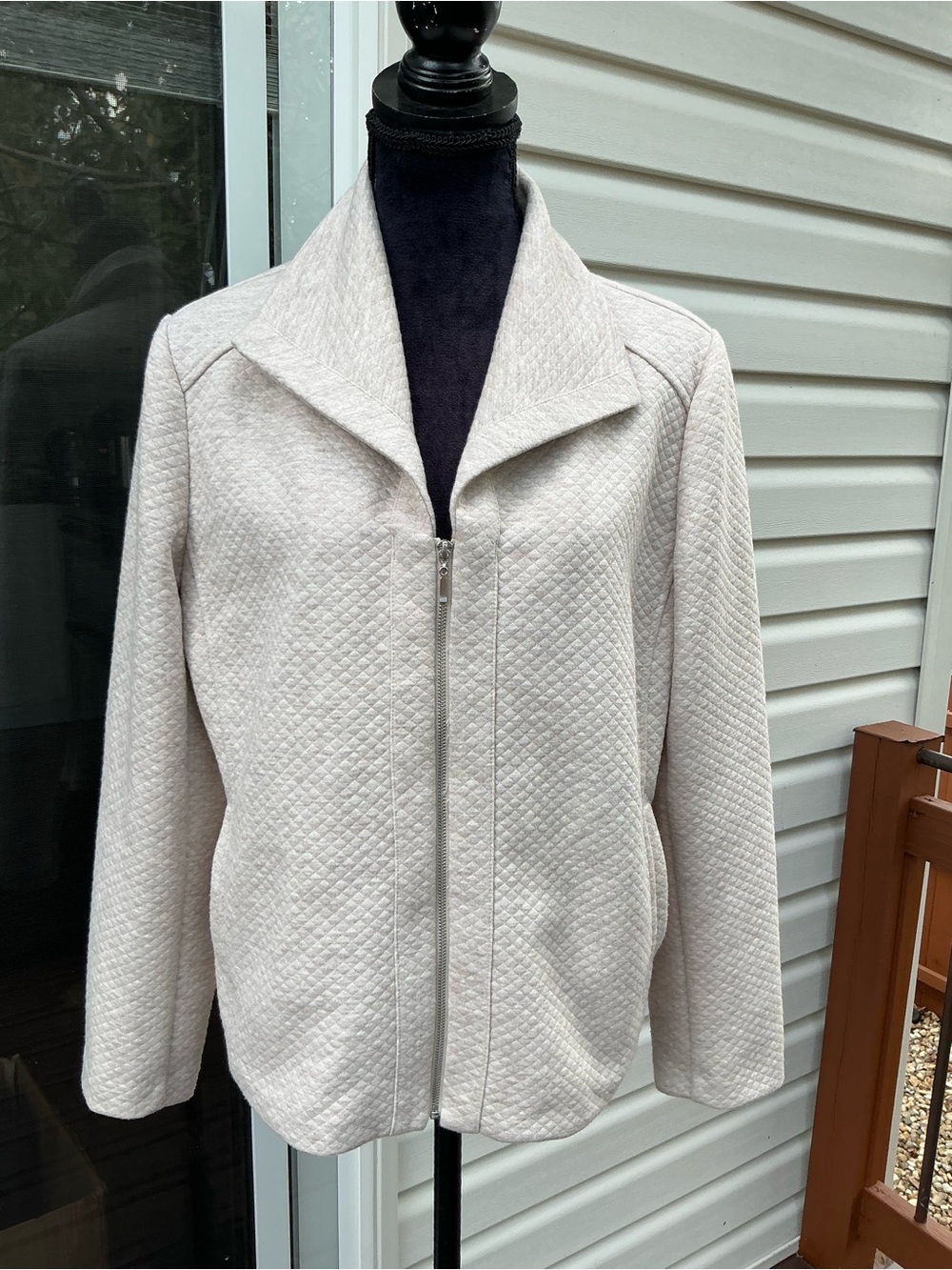 Chico's Quilted Zip-Front Women's Jacket🌸